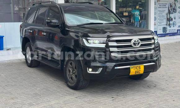 Buy Used Toyota Land Cruiser Black Car in Dar es Salaam in Dar es Salaam Buy Used Toyota Land Cruiser Black Car in Dar es Salaam in Dar es Salaam