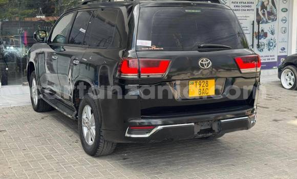 Buy Used Toyota Land Cruiser Black Car in Dar es Salaam in Dar es Salaam Buy Used Toyota Land Cruiser Black Car in Dar es Salaam in Dar es Salaam