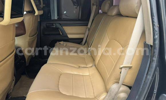 Buy Used Toyota Land Cruiser Black Car in Dar es Salaam in Dar es Salaam Buy Used Toyota Land Cruiser Black Car in Dar es Salaam in Dar es Salaam