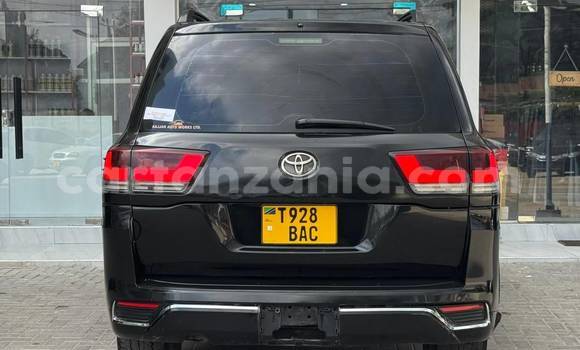 Buy Used Toyota Land Cruiser Black Car in Dar es Salaam in Dar es Salaam Buy Used Toyota Land Cruiser Black Car in Dar es Salaam in Dar es Salaam
