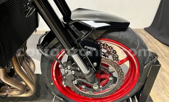 Buy Used Kawasaki Z Red Bike in Bukoba in Kagera Buy Used Kawasaki Z Red Bike in Bukoba in Kagera