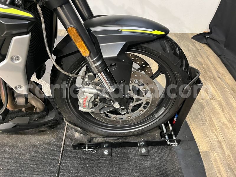 Big with watermark triumph speed triple arusha arusha 34172