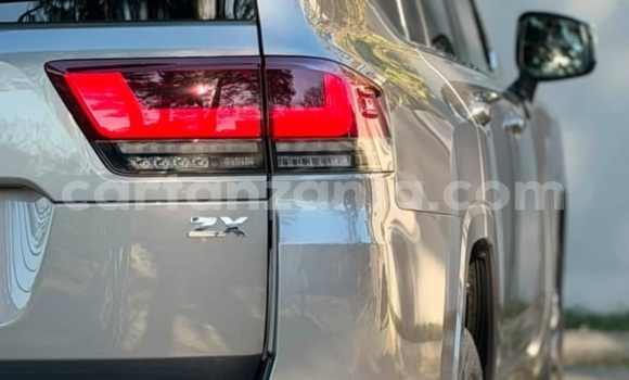 Buy Import Toyota Land Cruiser Silver Car in Dar es Salaam in Dar es Salaam Buy Import Toyota Land Cruiser Silver Car in Dar es Salaam in Dar es Salaam