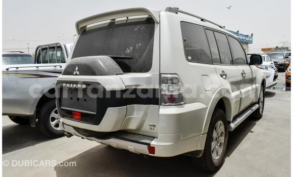 Buy Import Mitsubishi Pajero White Car in Import - Dubai in Arusha Buy Import Mitsubishi Pajero White Car in Import - Dubai in Arusha
