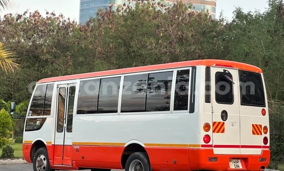 Buy Used Mitsubishi Rossa Other Truck in Dar es Salaam in Dar es Salaam Buy Used Mitsubishi Rossa Other Truck in Dar es Salaam in Dar es Salaam