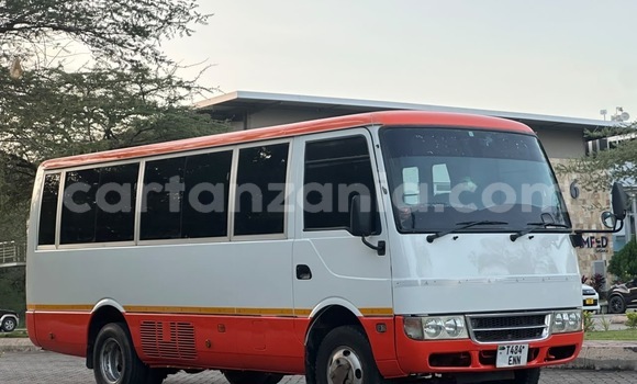 Buy Used Mitsubishi Rossa Other Truck in Dar es Salaam in Dar es Salaam Buy Used Mitsubishi Rossa Other Truck in Dar es Salaam in Dar es Salaam