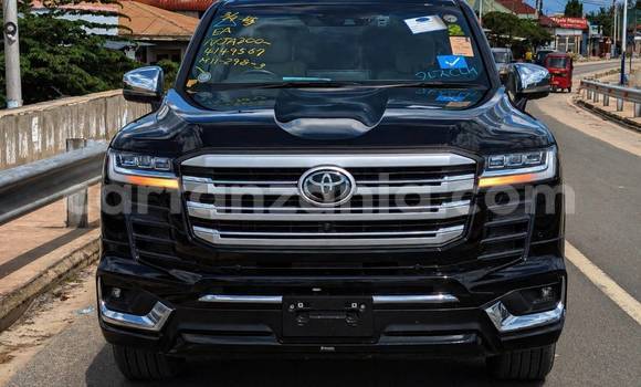 Buy Import Toyota Land Cruiser Black Car in Dar es Salaam in Dar es Salaam Buy Import Toyota Land Cruiser Black Car in Dar es Salaam in Dar es Salaam