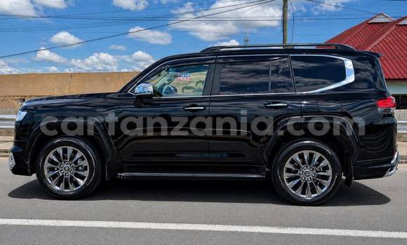 Buy Import Toyota Land Cruiser Black Car in Dar es Salaam in Dar es Salaam Buy Import Toyota Land Cruiser Black Car in Dar es Salaam in Dar es Salaam