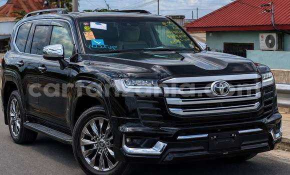 Buy Import Toyota Land Cruiser Black Car in Dar es Salaam in Dar es Salaam Buy Import Toyota Land Cruiser Black Car in Dar es Salaam in Dar es Salaam