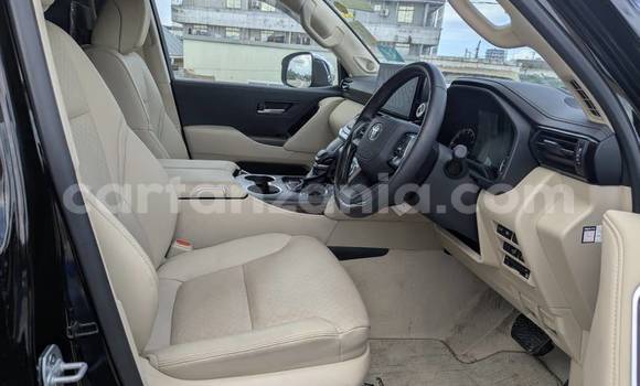 Buy Import Toyota Land Cruiser Black Car in Dar es Salaam in Dar es Salaam Buy Import Toyota Land Cruiser Black Car in Dar es Salaam in Dar es Salaam