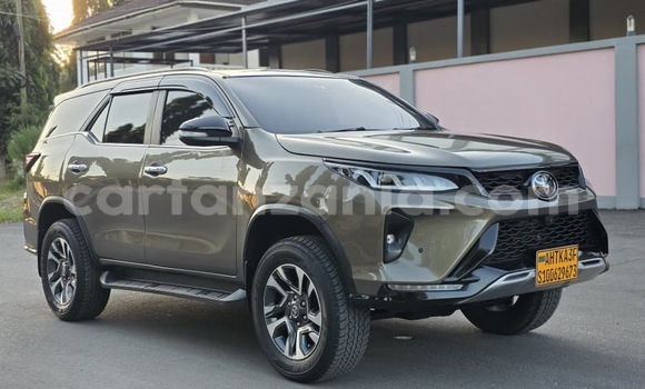 Buy Import Toyota Fortuner Other Car in Dar es Salaam in Dar es Salaam Buy Import Toyota Fortuner Other Car in Dar es Salaam in Dar es Salaam
