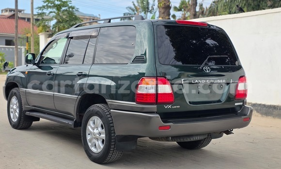 Nunua Ilio tumika Toyota Land Cruiser Kijani Gari ndani ya Dar es Salaam nchini Dar es Salaam Nunua Ilio tumika Toyota Land Cruiser Kijani Gari ndani ya Dar es Salaam nchini Dar es Salaam