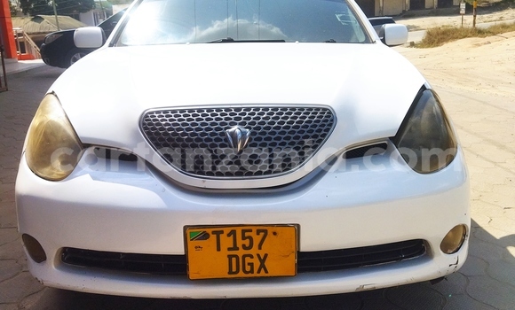 Buy Used Toyota Verossa White Car in Dar es Salaam in Dar es Salaam