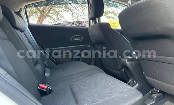 Buy Used Honda Vezel White Car in Dar es Salaam in Dar es Salaam Buy Used Honda Vezel White Car in Dar es Salaam in Dar es Salaam