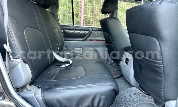 Nunua Ilio tumika Toyota Land Cruiser Nyingine Gari ndani ya Dar es Salaam nchini Dar es Salaam Nunua Ilio tumika Toyota Land Cruiser Nyingine Gari ndani ya Dar es Salaam nchini Dar es Salaam