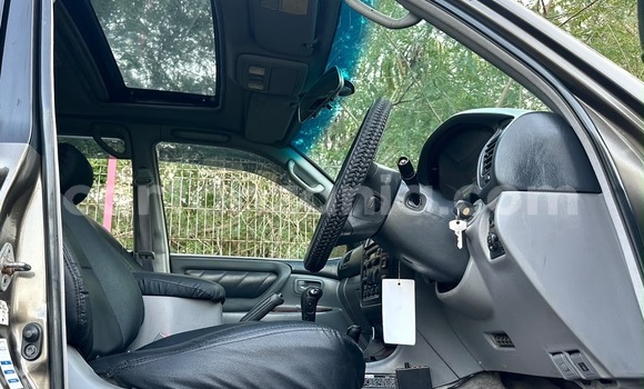Nunua Ilio tumika Toyota Land Cruiser Nyingine Gari ndani ya Dar es Salaam nchini Dar es Salaam Nunua Ilio tumika Toyota Land Cruiser Nyingine Gari ndani ya Dar es Salaam nchini Dar es Salaam