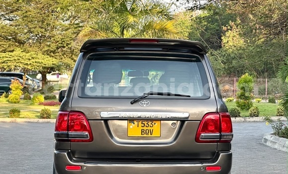 Nunua Ilio tumika Toyota Land Cruiser Nyingine Gari ndani ya Dar es Salaam nchini Dar es Salaam Nunua Ilio tumika Toyota Land Cruiser Nyingine Gari ndani ya Dar es Salaam nchini Dar es Salaam