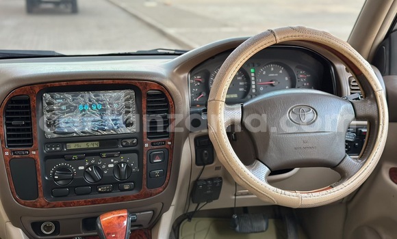 Nunua Ilio tumika Toyota Land Cruiser Nyeupe Gari ndani ya Dar es Salaam nchini Dar es Salaam Nunua Ilio tumika Toyota Land Cruiser Nyeupe Gari ndani ya Dar es Salaam nchini Dar es Salaam