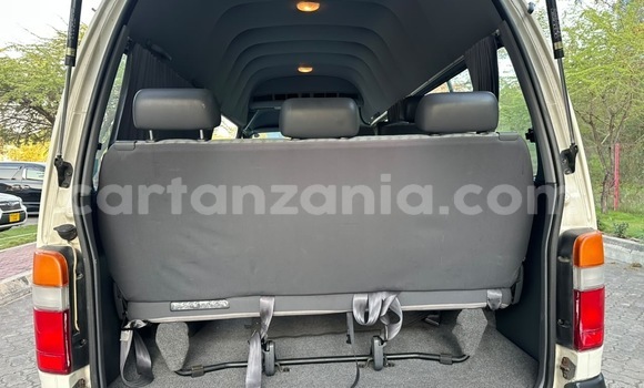 Buy Import Toyota Hiace White Car in Dar es Salaam in Dar es Salaam Buy Import Toyota Hiace White Car in Dar es Salaam in Dar es Salaam