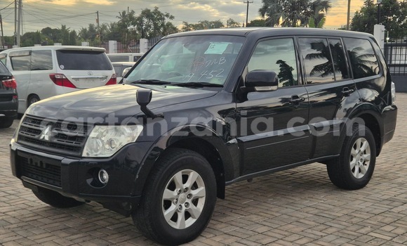 Buy Import Mitsubishi Pajero Black Car in Dar es Salaam in Dar es Salaam Buy Import Mitsubishi Pajero Black Car in Dar es Salaam in Dar es Salaam