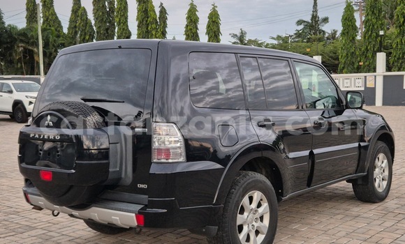 Buy Import Mitsubishi Pajero Black Car in Dar es Salaam in Dar es Salaam Buy Import Mitsubishi Pajero Black Car in Dar es Salaam in Dar es Salaam