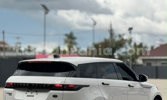 Buy Import Land Rover Range Rover Evoque White Car in Dar es Salaam in Dar es Salaam Buy Import Land Rover Range Rover Evoque White Car in Dar es Salaam in Dar es Salaam