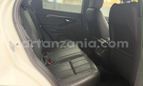 Buy Import Land Rover Range Rover Evoque White Car in Dar es Salaam in Dar es Salaam Buy Import Land Rover Range Rover Evoque White Car in Dar es Salaam in Dar es Salaam