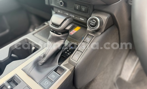 Buy Import Toyota Land Cruiser Other Car in Dar es Salaam in Dar es Salaam Buy Import Toyota Land Cruiser Other Car in Dar es Salaam in Dar es Salaam