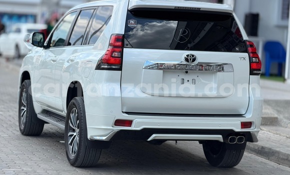Buy Import Toyota Land Cruiser Prado White Car in Dar es Salaam in Dar es Salaam Buy Import Toyota Land Cruiser Prado White Car in Dar es Salaam in Dar es Salaam