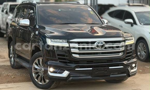 Buy Used Toyota Land Cruiser Black Car in Dar es Salaam in Dar es Salaam Buy Used Toyota Land Cruiser Black Car in Dar es Salaam in Dar es Salaam
