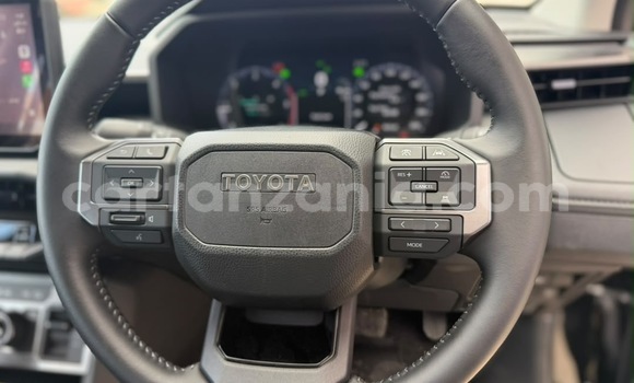 Buy Import Toyota Hilux Black Car in Dar es Salaam in Dar es Salaam Buy Import Toyota Hilux Black Car in Dar es Salaam in Dar es Salaam
