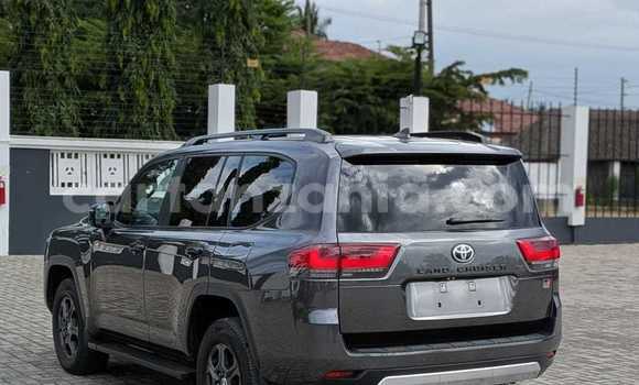 Nunua Imported Toyota Land Cruiser Nyingine Gari ndani ya Dar es Salaam nchini Dar es Salaam Nunua Imported Toyota Land Cruiser Nyingine Gari ndani ya Dar es Salaam nchini Dar es Salaam