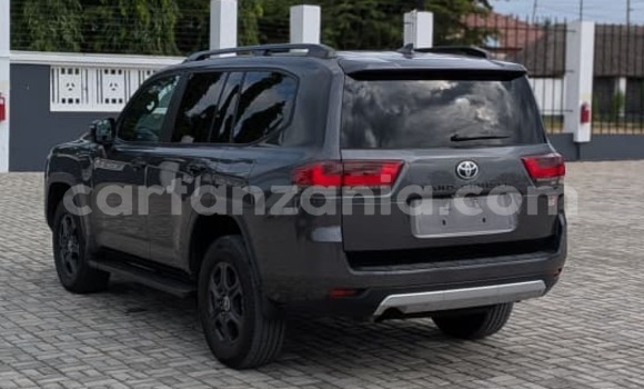 Nunua Imported Toyota Land Cruiser Nyingine Gari ndani ya Dar es Salaam nchini Dar es Salaam Nunua Imported Toyota Land Cruiser Nyingine Gari ndani ya Dar es Salaam nchini Dar es Salaam