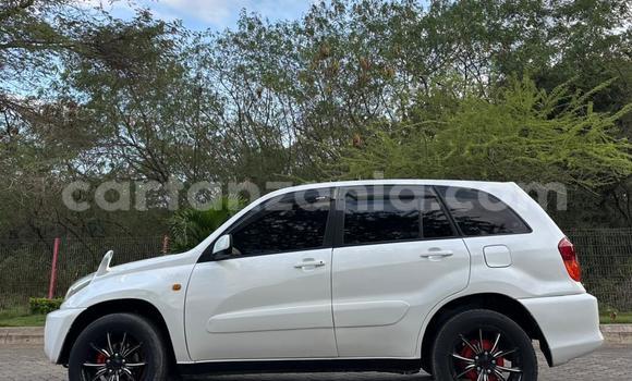 Buy Used Toyota RAV4 White Car in Dar es Salaam in Dar es Salaam Buy Used Toyota RAV4 White Car in Dar es Salaam in Dar es Salaam