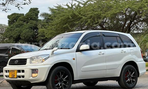 Buy Used Toyota RAV4 White Car in Dar es Salaam in Dar es Salaam Buy Used Toyota RAV4 White Car in Dar es Salaam in Dar es Salaam