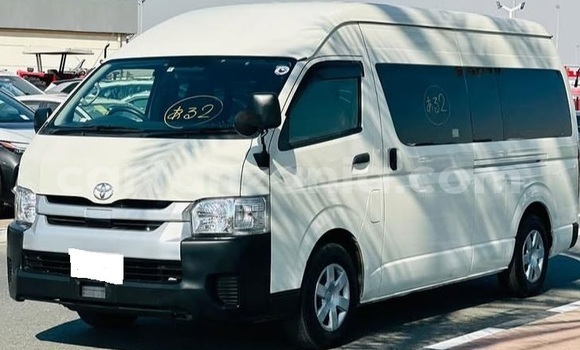 Buy Used Toyota Hiace White Car in Dar es Salaam in Dar es Salaam