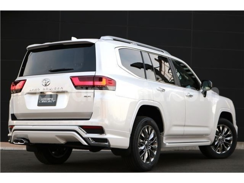 Big with watermark toyota land cruiser kagera biharamulo 34366