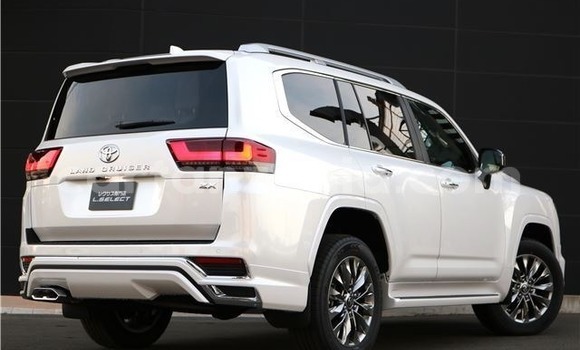 Nunua Ilio tumika Toyota Land Cruiser Nyeupe Gari ndani ya Biharamulo nchini Kagera Nunua Ilio tumika Toyota Land Cruiser Nyeupe Gari ndani ya Biharamulo nchini Kagera