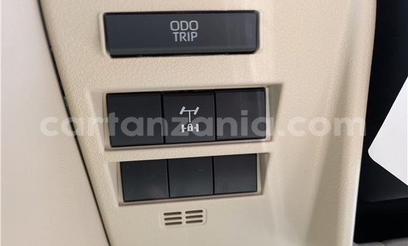 Nunua Ilio tumika Toyota Land Cruiser Nyeupe Gari ndani ya Biharamulo nchini Kagera Nunua Ilio tumika Toyota Land Cruiser Nyeupe Gari ndani ya Biharamulo nchini Kagera