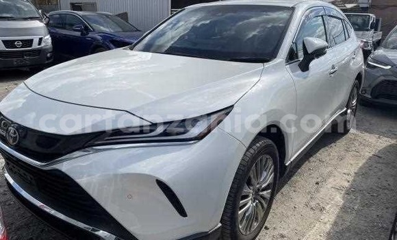 Nunua Ilio tumika Toyota Harrier Nyeupe Gari ndani ya Arusha nchini Arusha Nunua Ilio tumika Toyota Harrier Nyeupe Gari ndani ya Arusha nchini Arusha