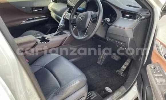 Nunua Ilio tumika Toyota Harrier Nyeupe Gari ndani ya Arusha nchini Arusha Nunua Ilio tumika Toyota Harrier Nyeupe Gari ndani ya Arusha nchini Arusha