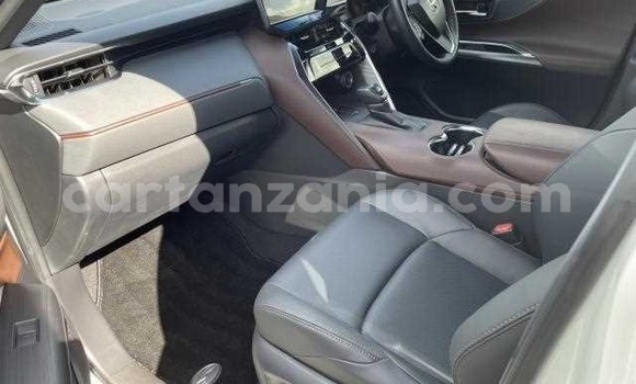 Nunua Ilio tumika Toyota Harrier Nyeupe Gari ndani ya Arusha nchini Arusha Nunua Ilio tumika Toyota Harrier Nyeupe Gari ndani ya Arusha nchini Arusha