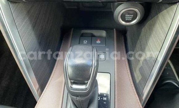 Nunua Ilio tumika Toyota Harrier Nyeupe Gari ndani ya Arusha nchini Arusha Nunua Ilio tumika Toyota Harrier Nyeupe Gari ndani ya Arusha nchini Arusha