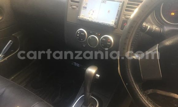 Nunua Ilio tumika Nissan Tiida Nyeupe Gari ndani ya Dar es Salaam nchini Dar es Salaam Nunua Ilio tumika Nissan Tiida Nyeupe Gari ndani ya Dar es Salaam nchini Dar es Salaam