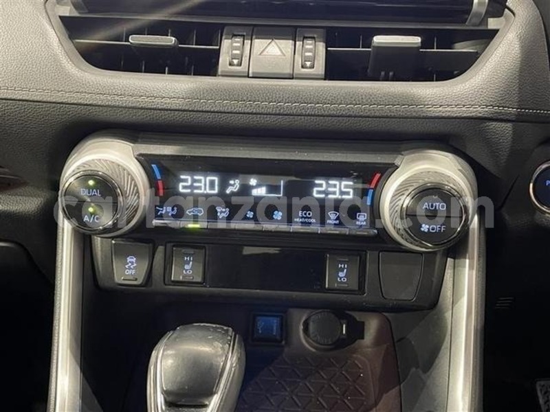 Big with watermark toyota rav4 arusha arusha 34370