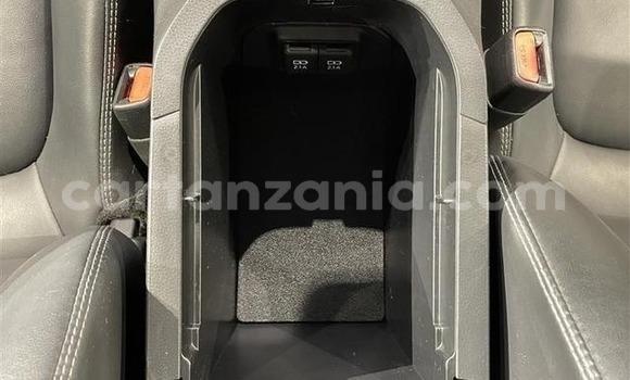 Nunua Ilio tumika Toyota RAV4 Nyeusi Gari ndani ya Arusha nchini Arusha Nunua Ilio tumika Toyota RAV4 Nyeusi Gari ndani ya Arusha nchini Arusha