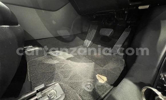 Nunua Ilio tumika Toyota RAV4 Nyeusi Gari ndani ya Arusha nchini Arusha Nunua Ilio tumika Toyota RAV4 Nyeusi Gari ndani ya Arusha nchini Arusha