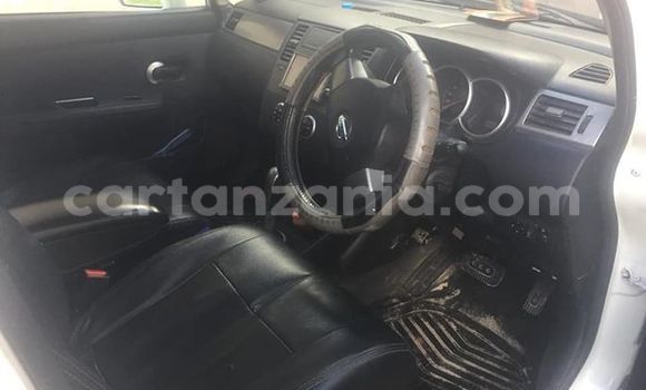 Nunua Ilio tumika Nissan Tiida Nyeupe Gari ndani ya Dar es Salaam nchini Dar es Salaam Nunua Ilio tumika Nissan Tiida Nyeupe Gari ndani ya Dar es Salaam nchini Dar es Salaam