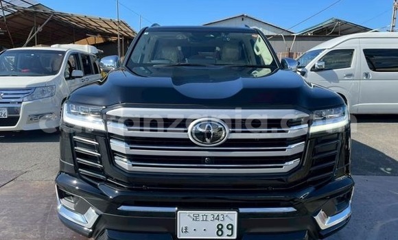 Nunua Ilio tumika Toyota Land Cruiser Nyeusi Gari ndani ya Arusha nchini Arusha Nunua Ilio tumika Toyota Land Cruiser Nyeusi Gari ndani ya Arusha nchini Arusha