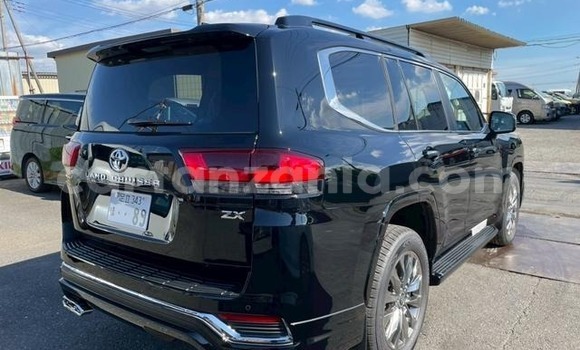 Nunua Ilio tumika Toyota Land Cruiser Nyeusi Gari ndani ya Arusha nchini Arusha Nunua Ilio tumika Toyota Land Cruiser Nyeusi Gari ndani ya Arusha nchini Arusha
